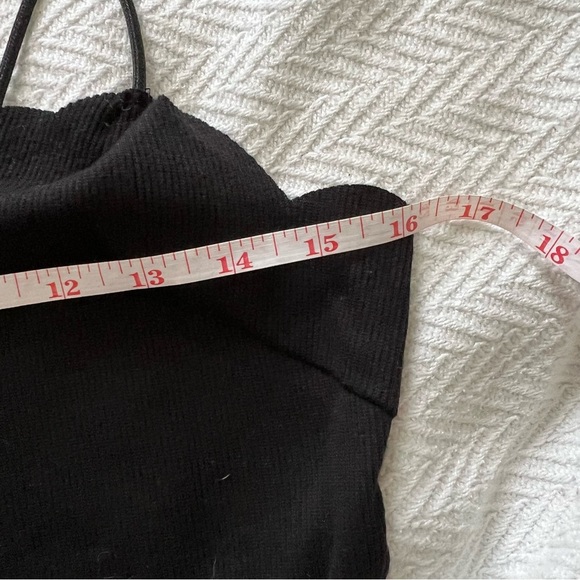 SHEIN Scallop Trim Rib Knit Cami Top L - Picture 6 of 9